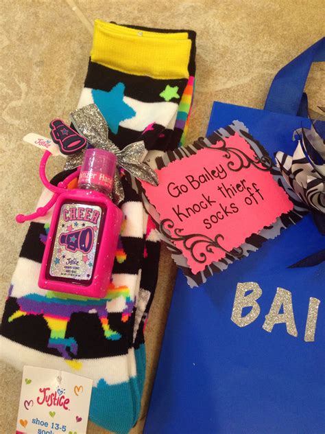 cute gift ideas for cheerleaders